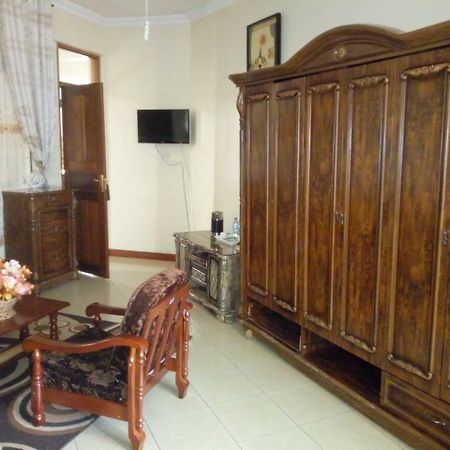 Snow View Hotel Boma la Ngombe Exterior photo