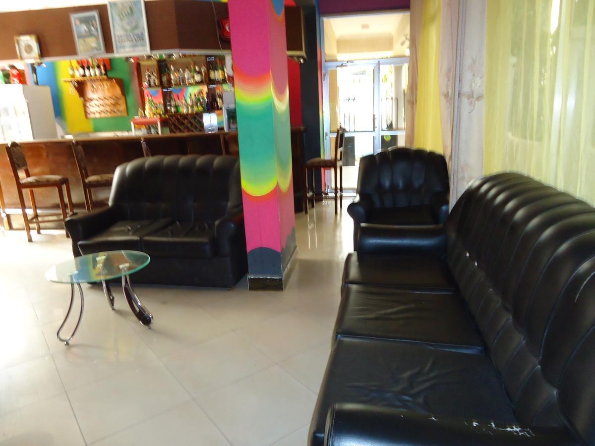 Snow View Hotel Boma la Ngombe Exterior photo