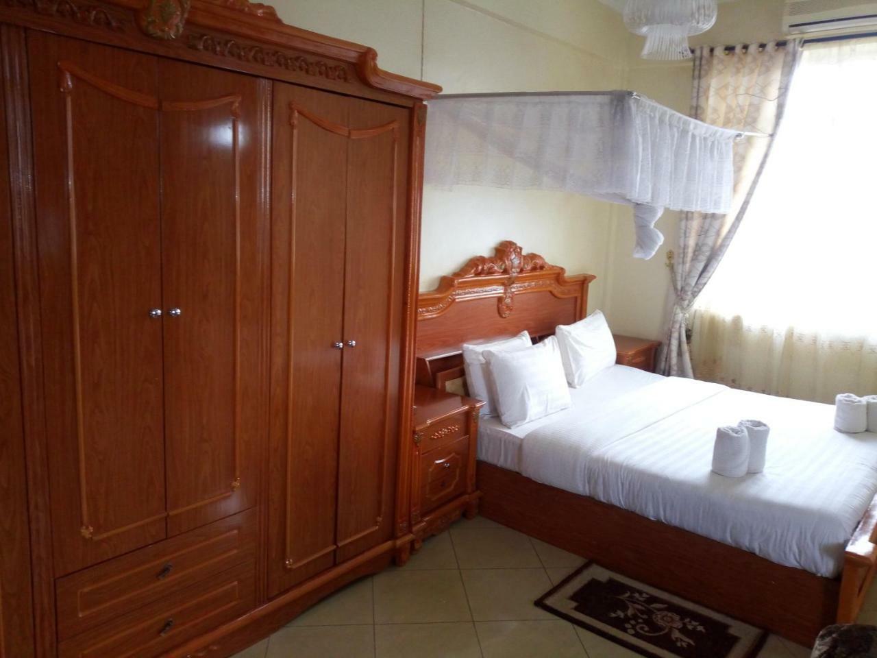 Snow View Hotel Boma la Ngombe Exterior photo
