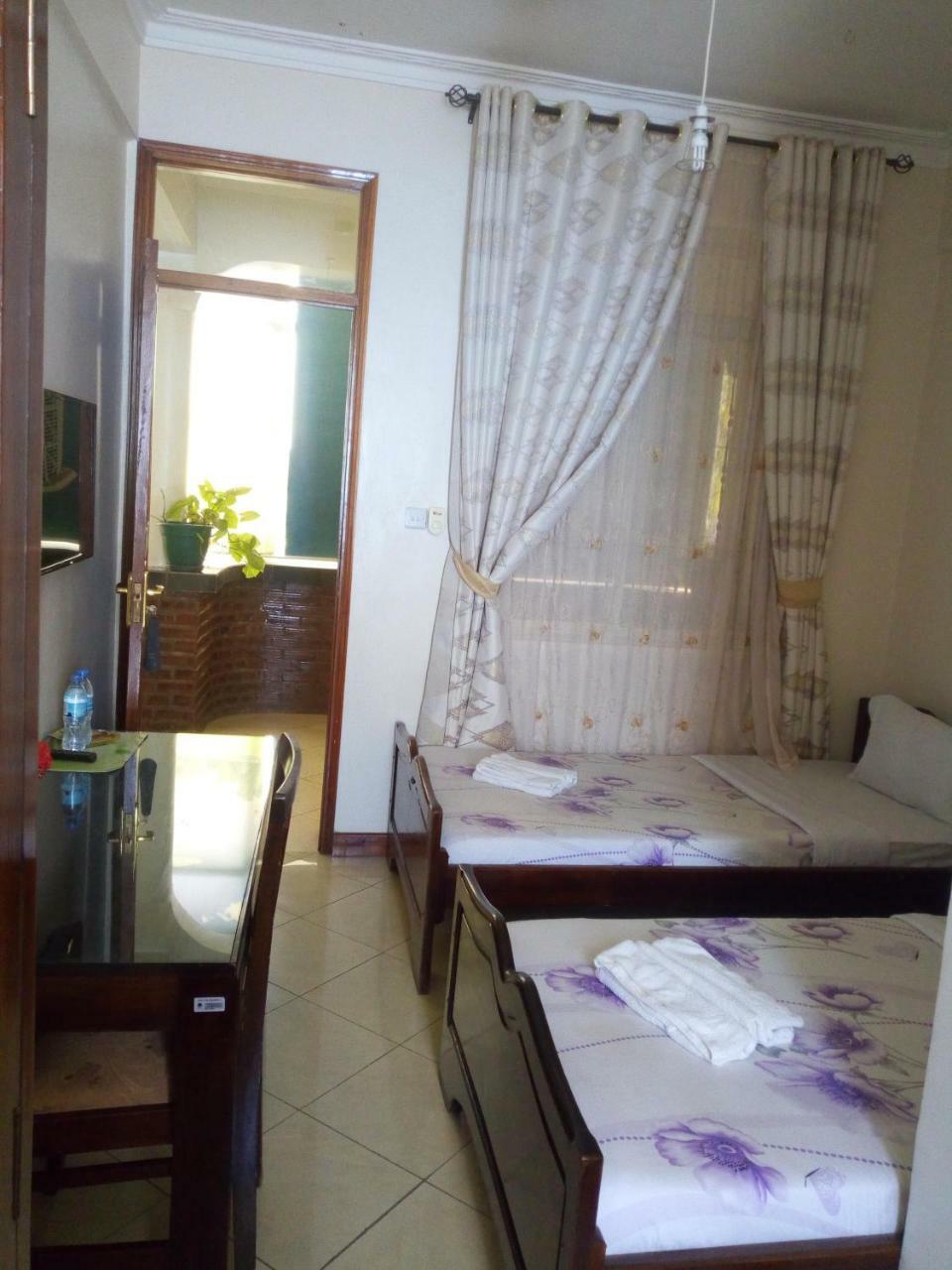 Snow View Hotel Boma la Ngombe Exterior photo