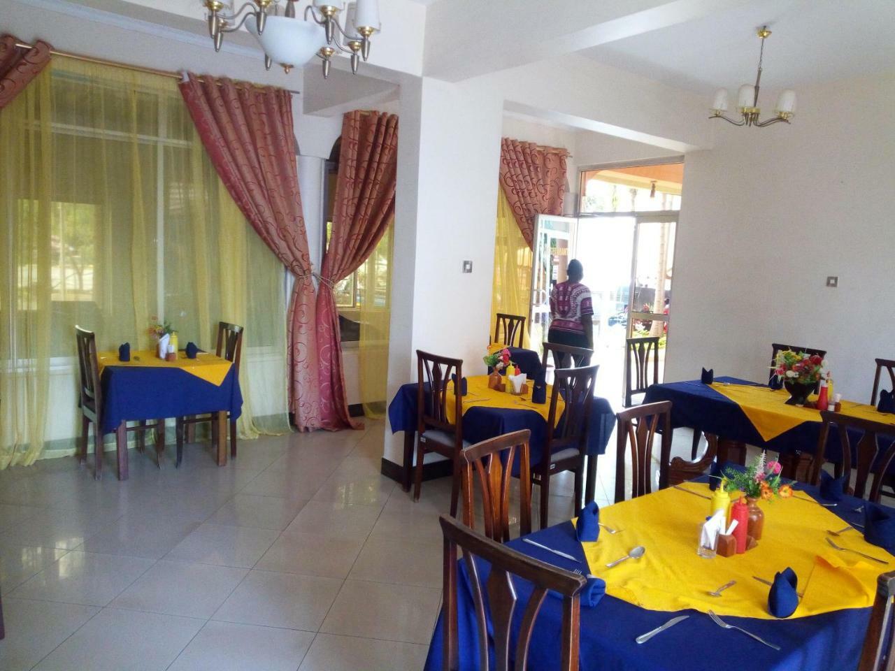 Snow View Hotel Boma la Ngombe Exterior photo