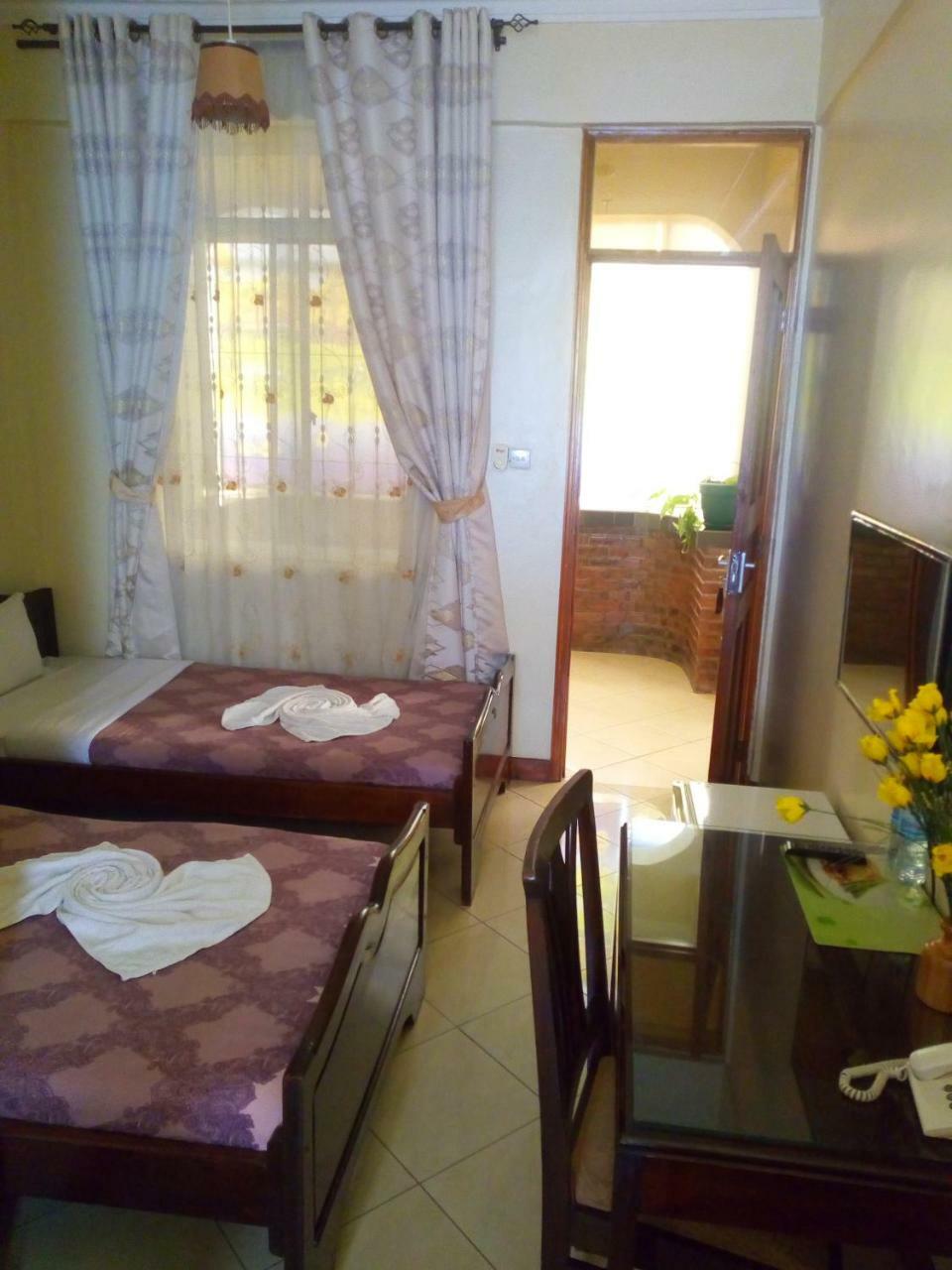 Snow View Hotel Boma la Ngombe Exterior photo
